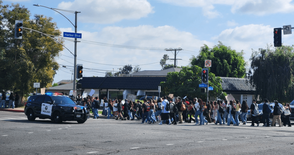 Fullerton High School Students Rally Against ICE in Peaceful Protest ...